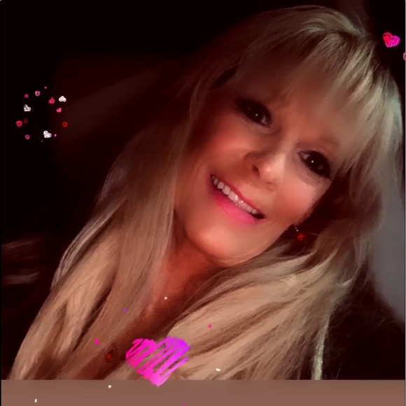 Meet your Posher, Joann - Picture 4 of 6